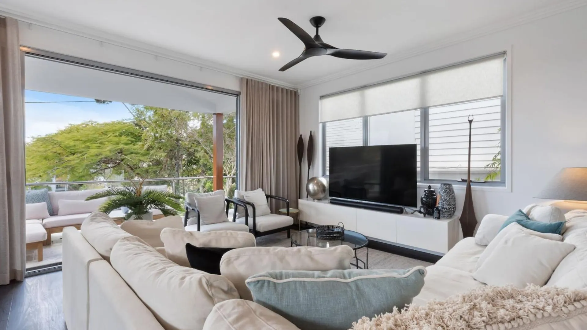 Holiday home Large Family Home With Pool & Spa Brisbane Australia