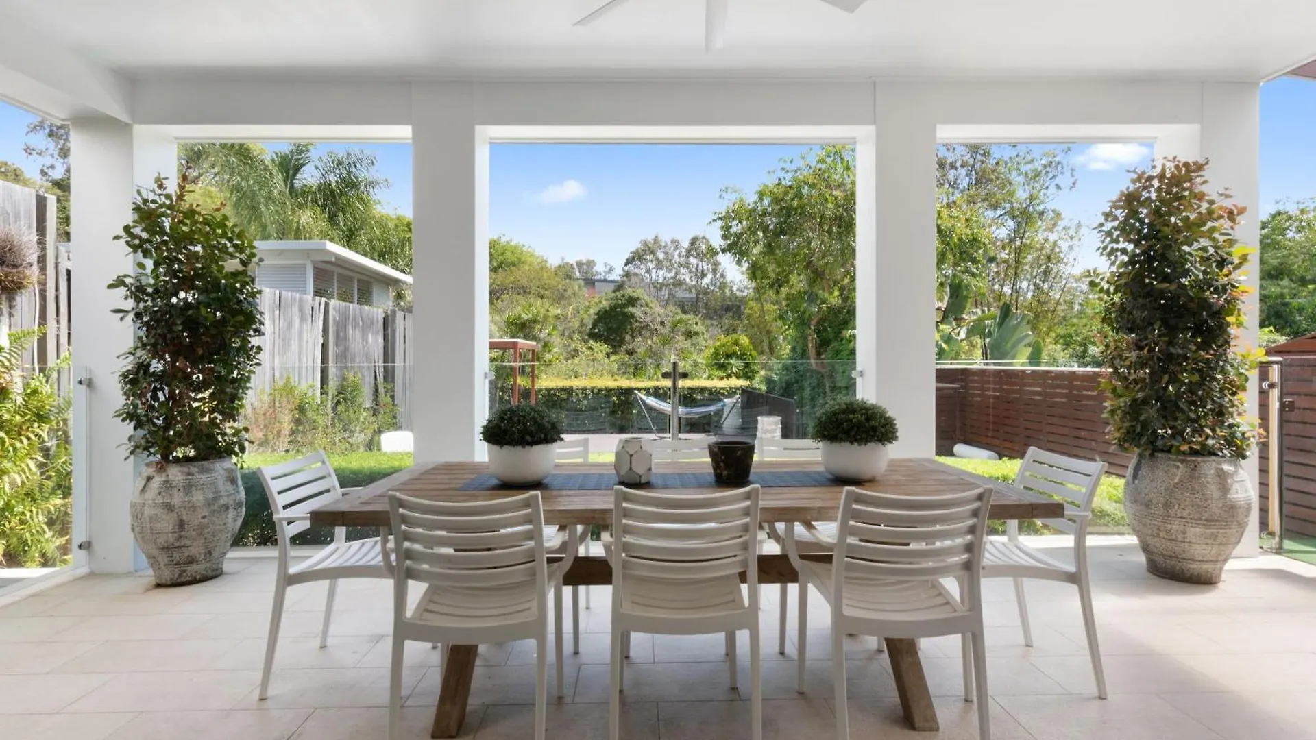 Large Family Home With Pool & Spa Brisbane
