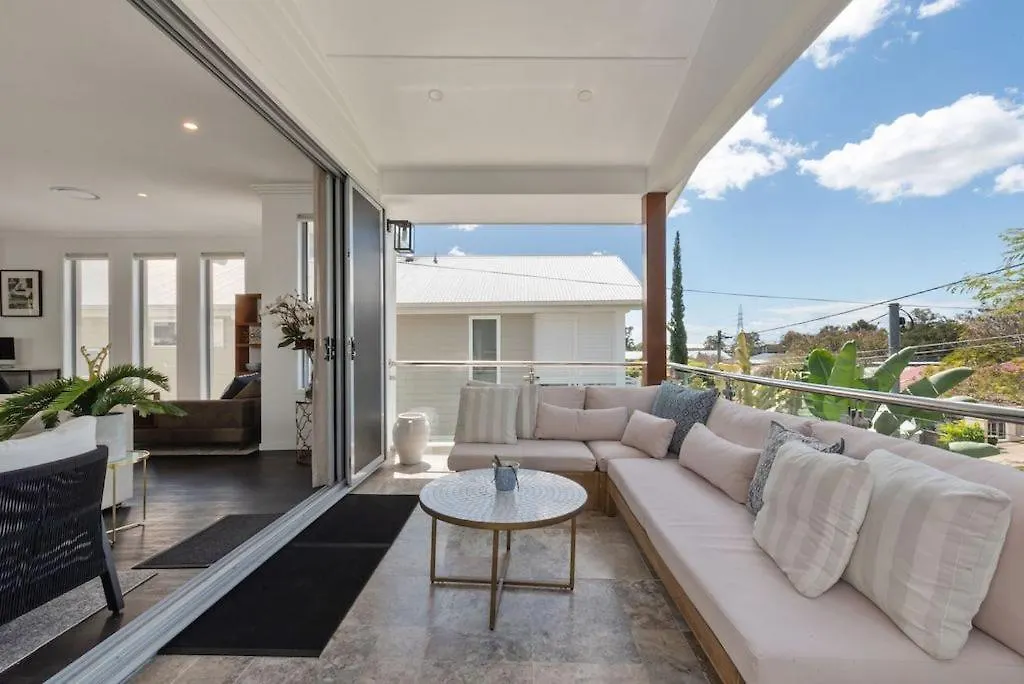 Holiday home Large Family Home With Pool & Spa Brisbane